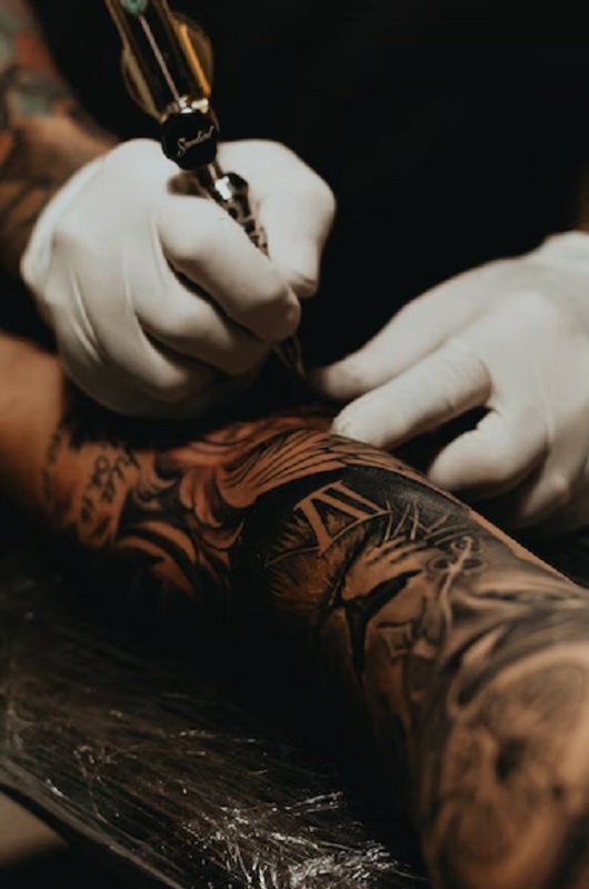 Josef Loco – full av driv och en och annan tatuering